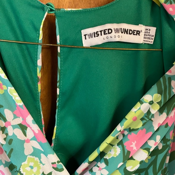 Twisted Wunder Floral Maternity Dress, worn once - Picture 4 of 4